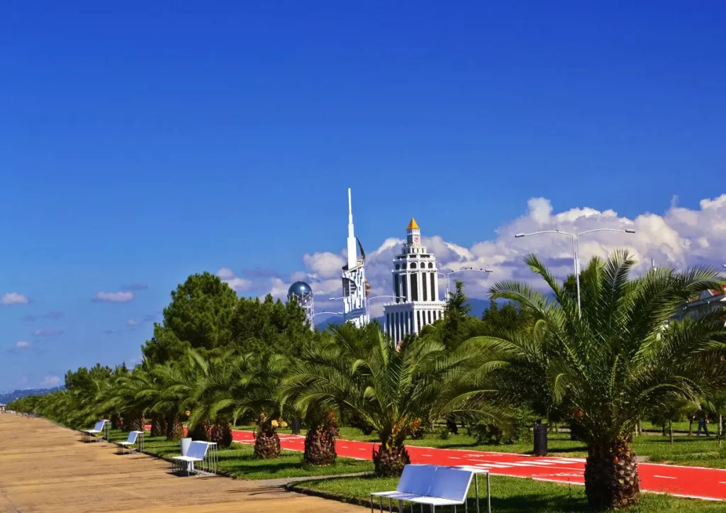 سفر و گردش در شهر زیبای باتومی